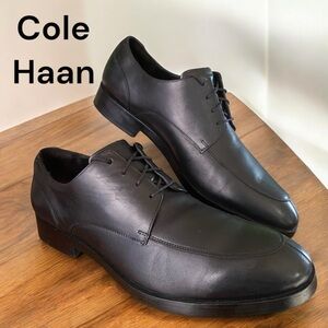 Cole Haan-Black Oxford shoe. Men's 10.5 “Lenox Hill” Cap Toe/leather. Like new!